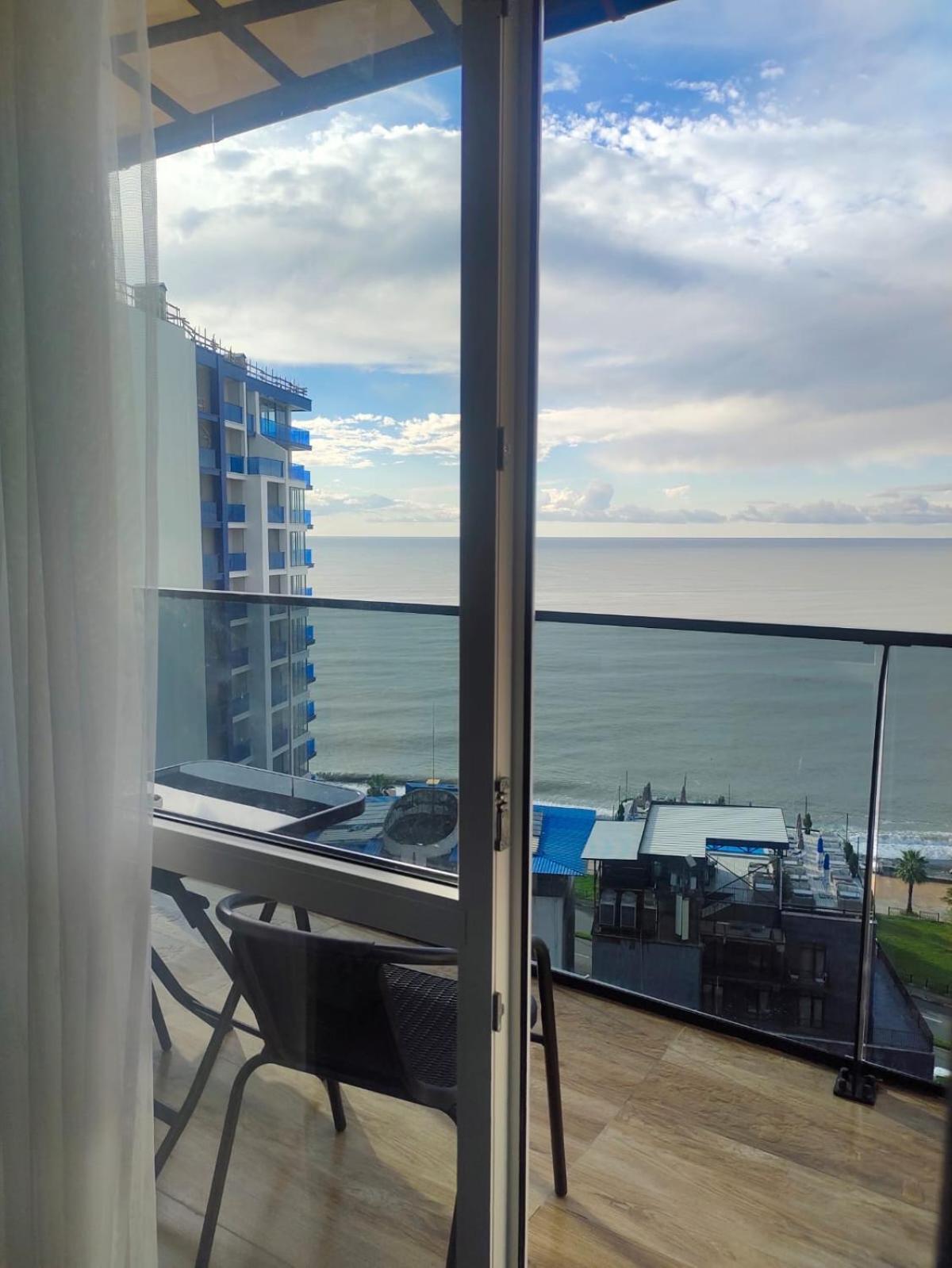 Bi Residence Sea View Luxury Batumi Exterior photo