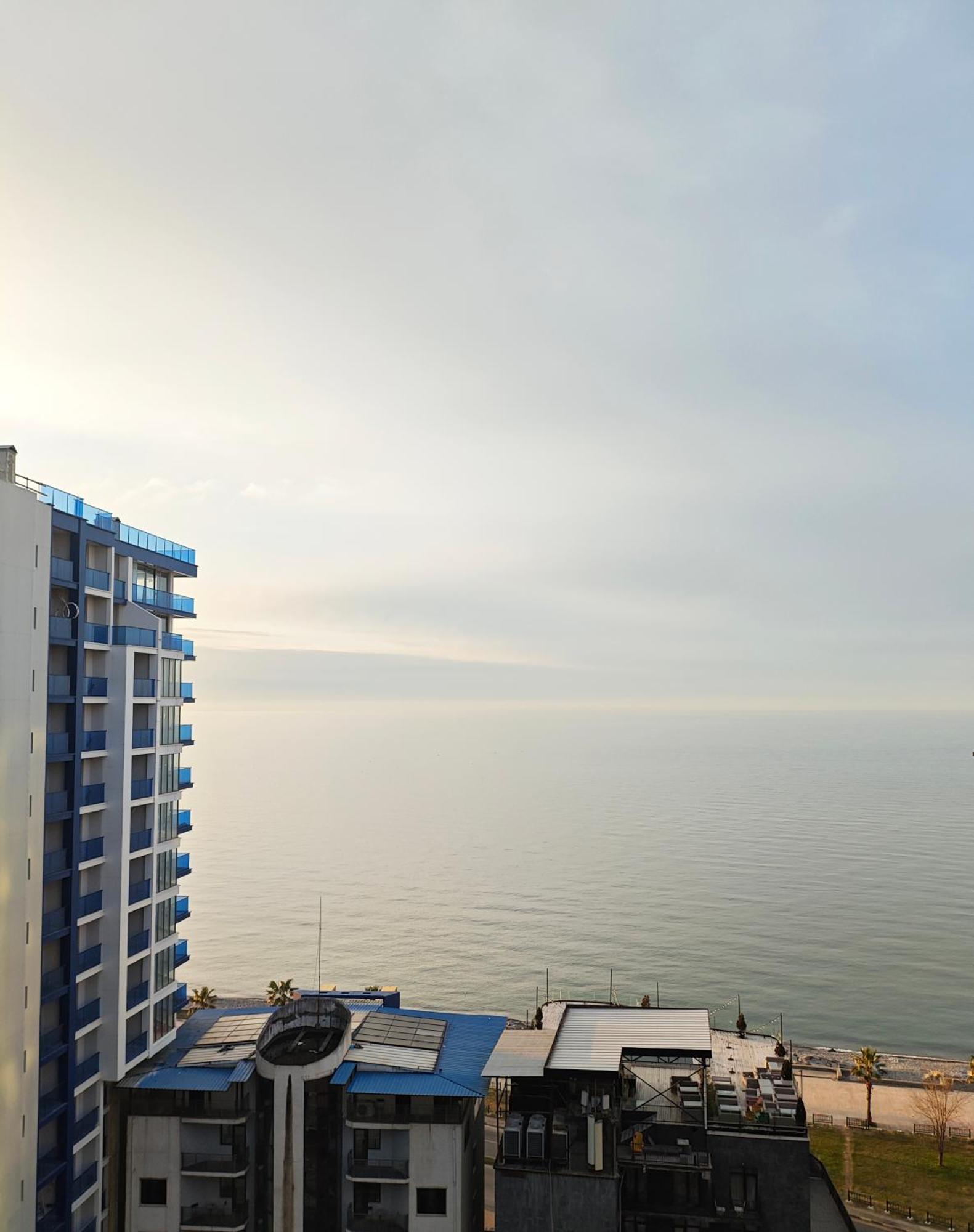 Bi Residence Sea View Luxury Batumi Exterior photo